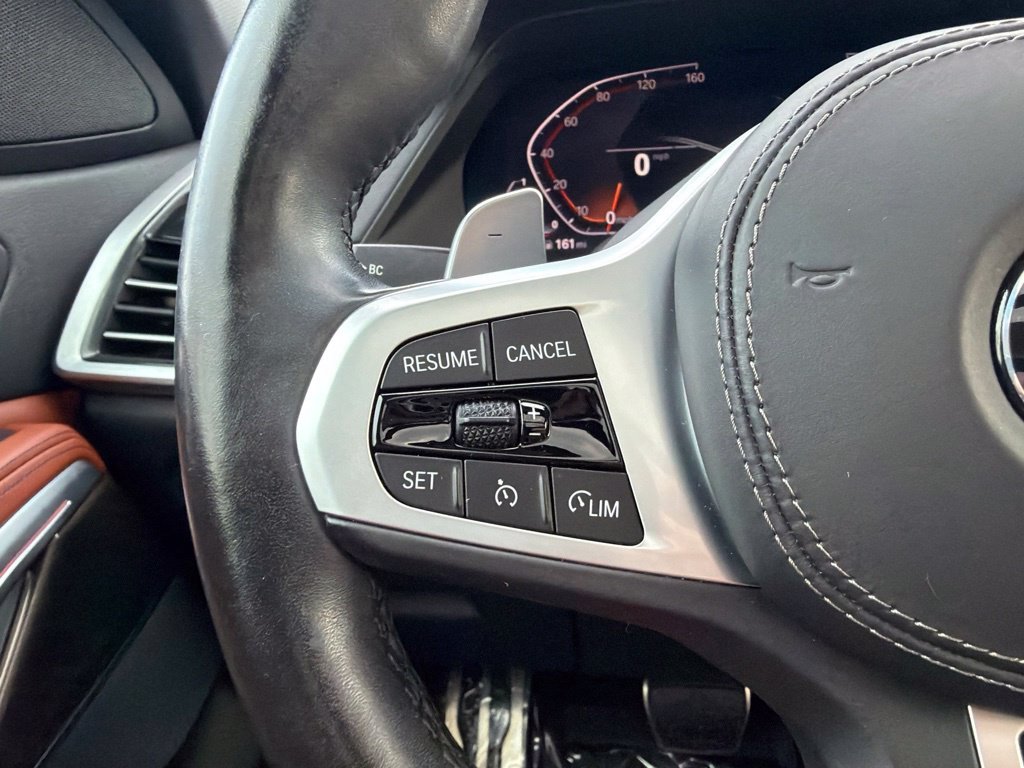 Used 2022 Arctic Gray Metallic BMW xDrive40i image 26