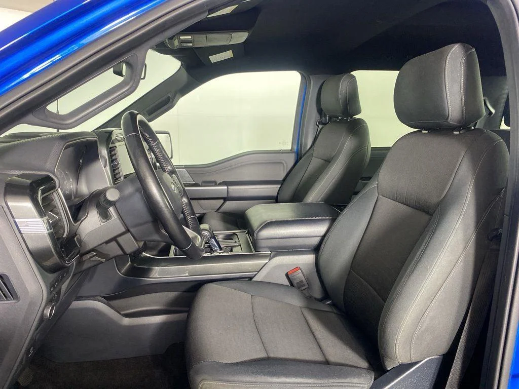 Used 2021 Blue Metallic Ford XLT image 10