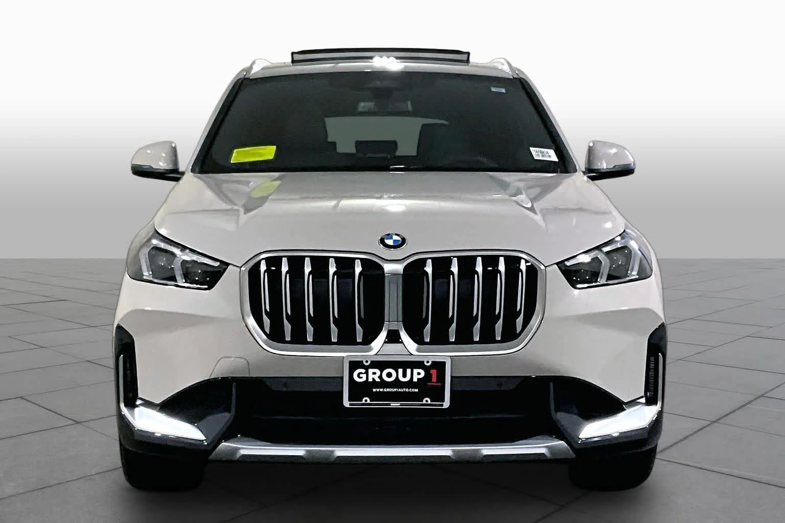 New 2026 Dune Grey Metallic BMW xDrive28i image 2