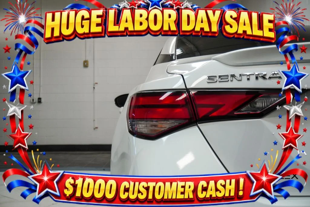 Used 2022 White Nissan SR image 32