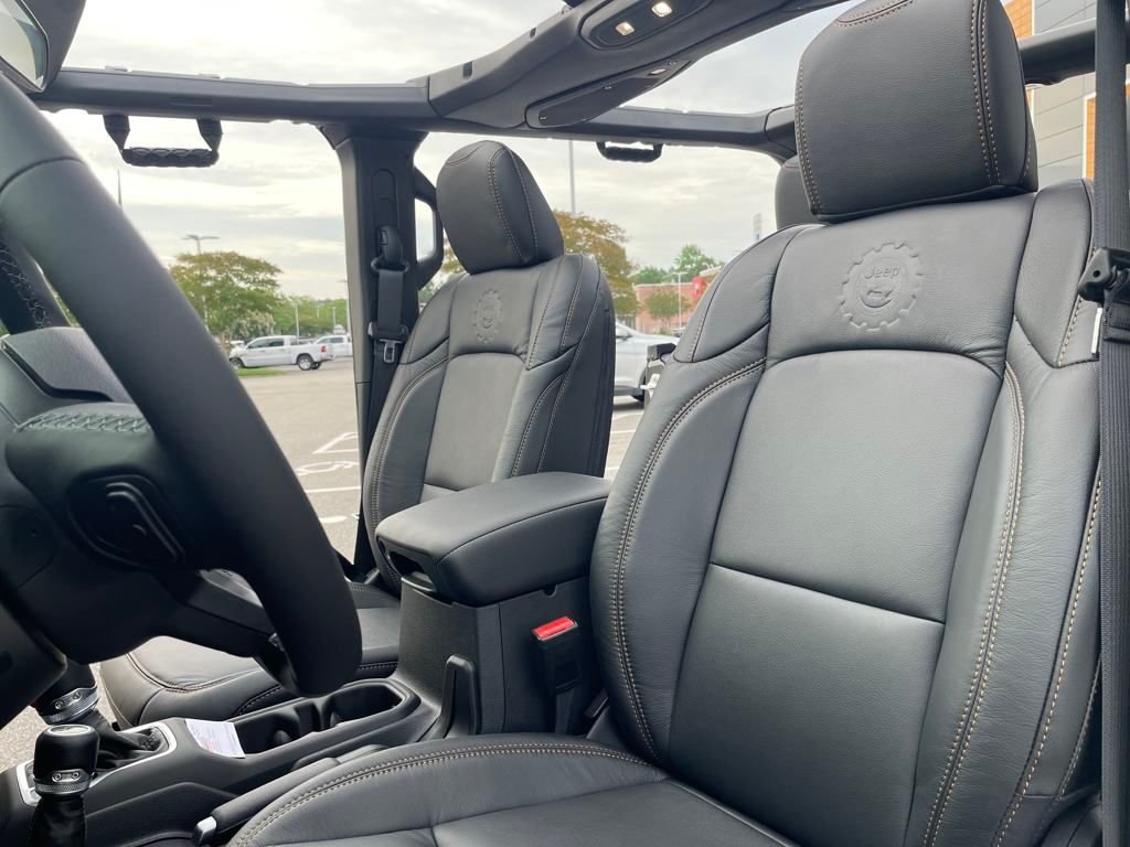 2025 Jeep Wrangler 4-Door Sport S - Photo 10