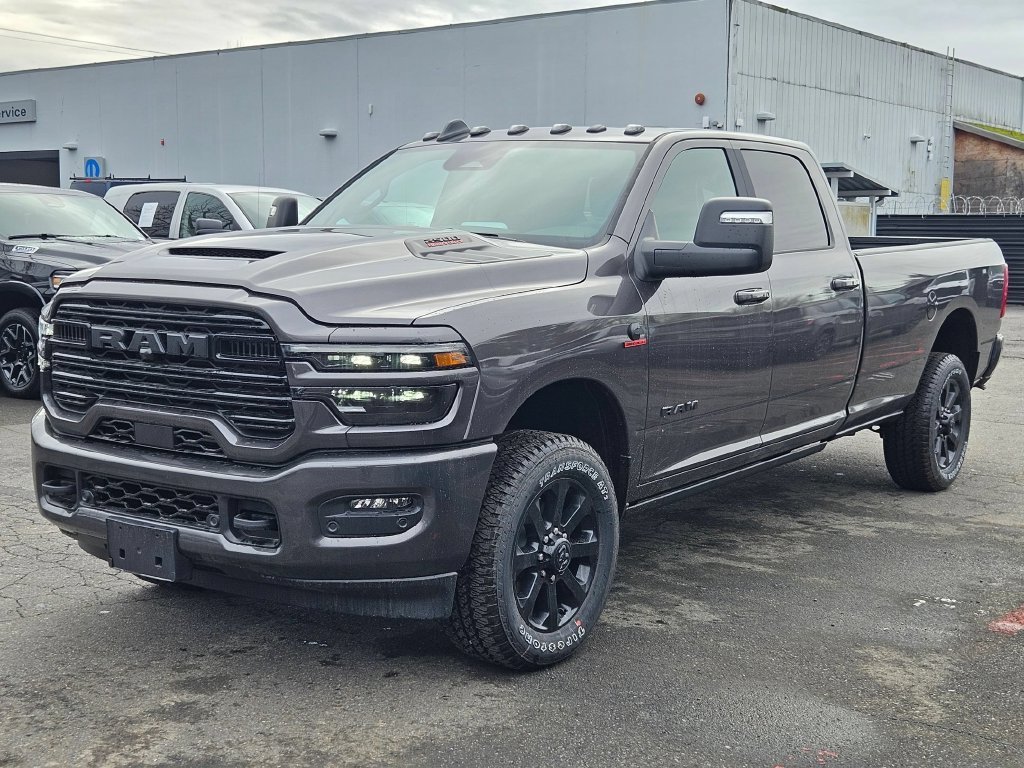 New 2026 Granite Crystal Metallic Clear-Coat Exterior Paint RAM Laramie image 3