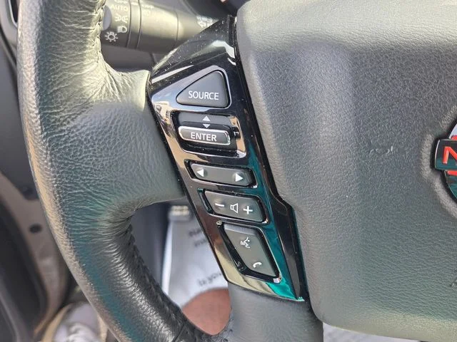 Used 2022  Nissan PRO-4X image 24