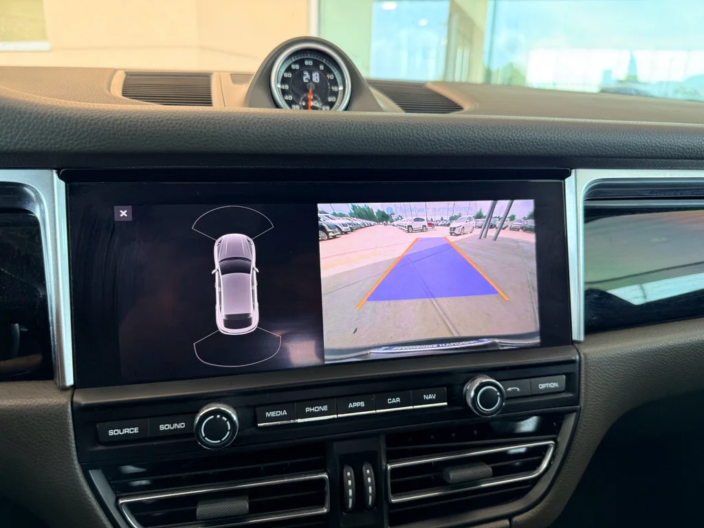 Used 2019 White Porsche S image 25
