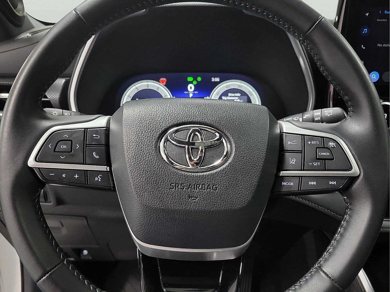 Certified Used 2025 White Toyota XSE image 19