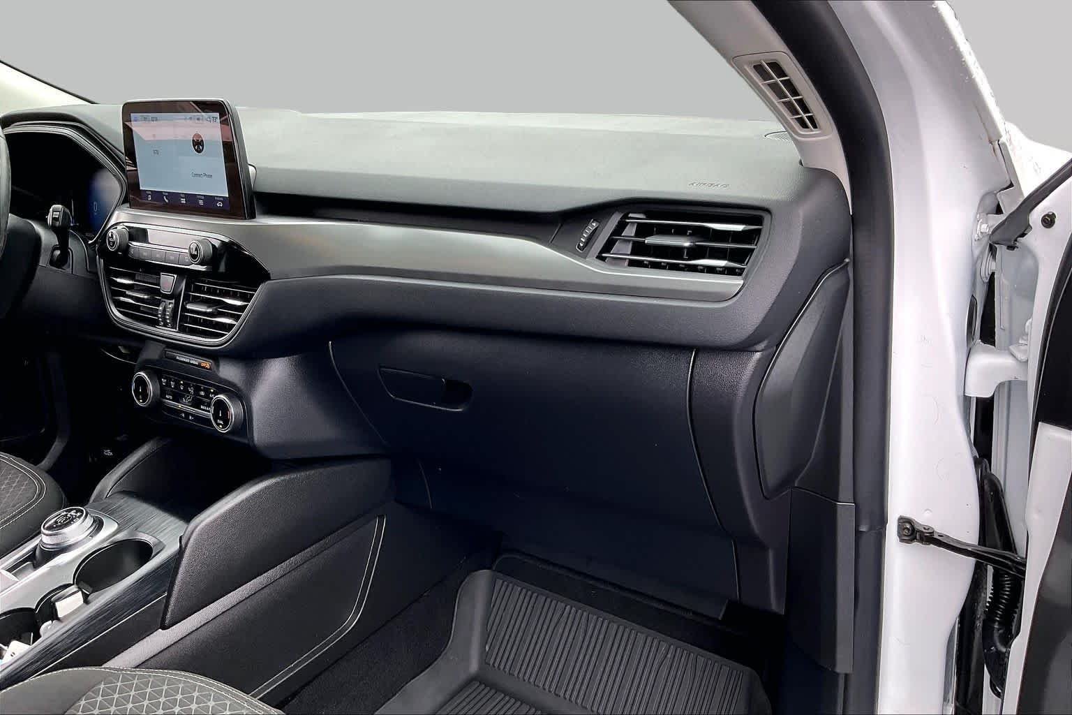 Used 2024 Oxford White Ford Active image 17