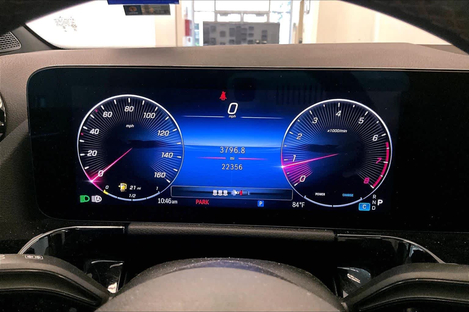 Used 2025 Mountain Grey Metallic Mercedes-Benz GLA 250 image 25