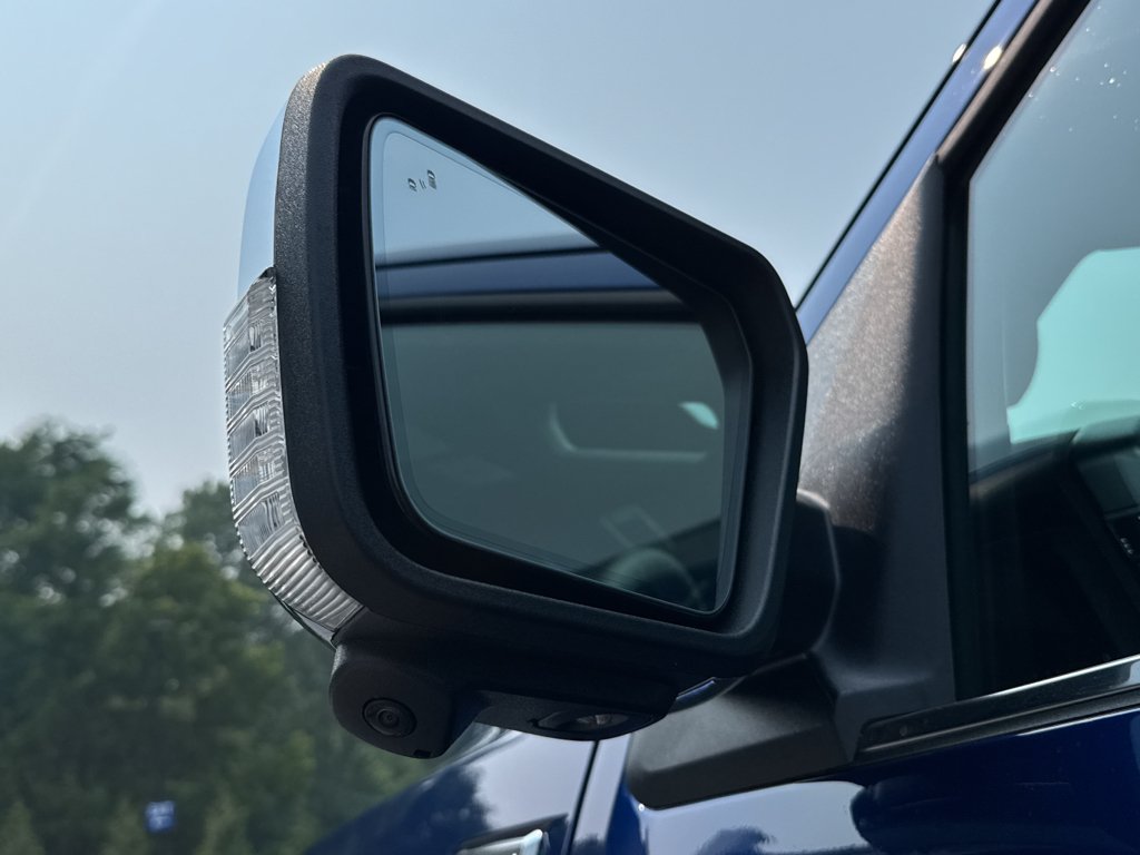 New 2026 Argon Blue Metallic Ford LARIAT image 25