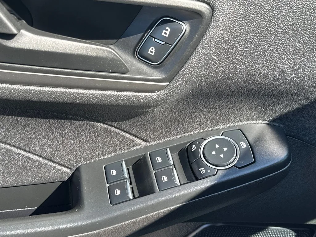 Used 2023 Gray Ford Active image 12