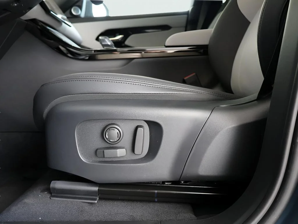 2026 Land Rover Range Rover Evoque Dynamic SE - Photo 67