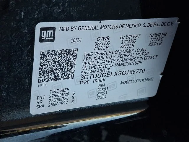 Used 2025 Black GMC Denali image 27