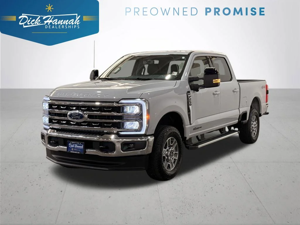 Used 2025 White Ford Lariat image 1