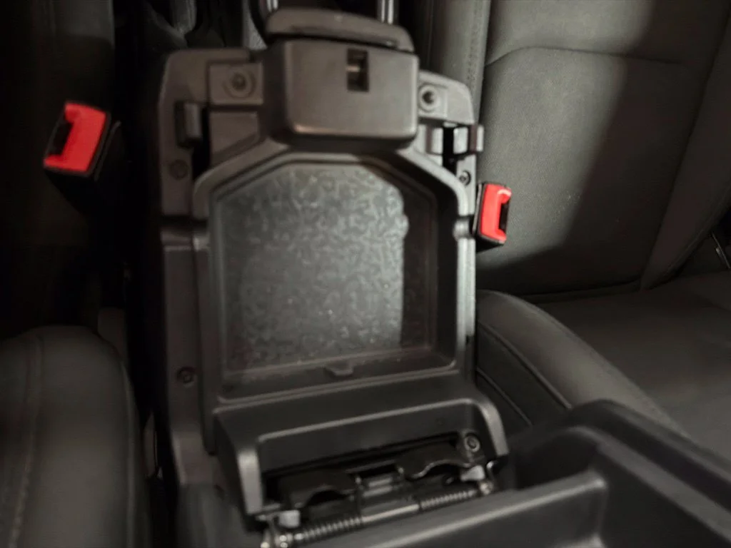 Used 2019 Black Clearcoat Jeep Unlimited Sport S image 19