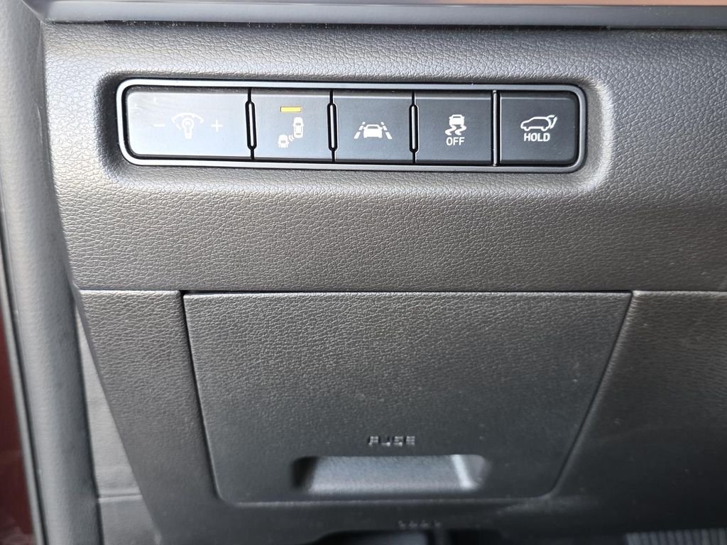 Used 2022 Purple Kia EX image 31
