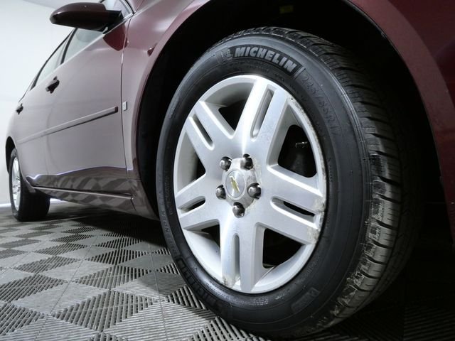 Used 2007 Chevrolet Impala LT with VIN 2G1WC58R279329809 for sale in Apple Valley, Minnesota