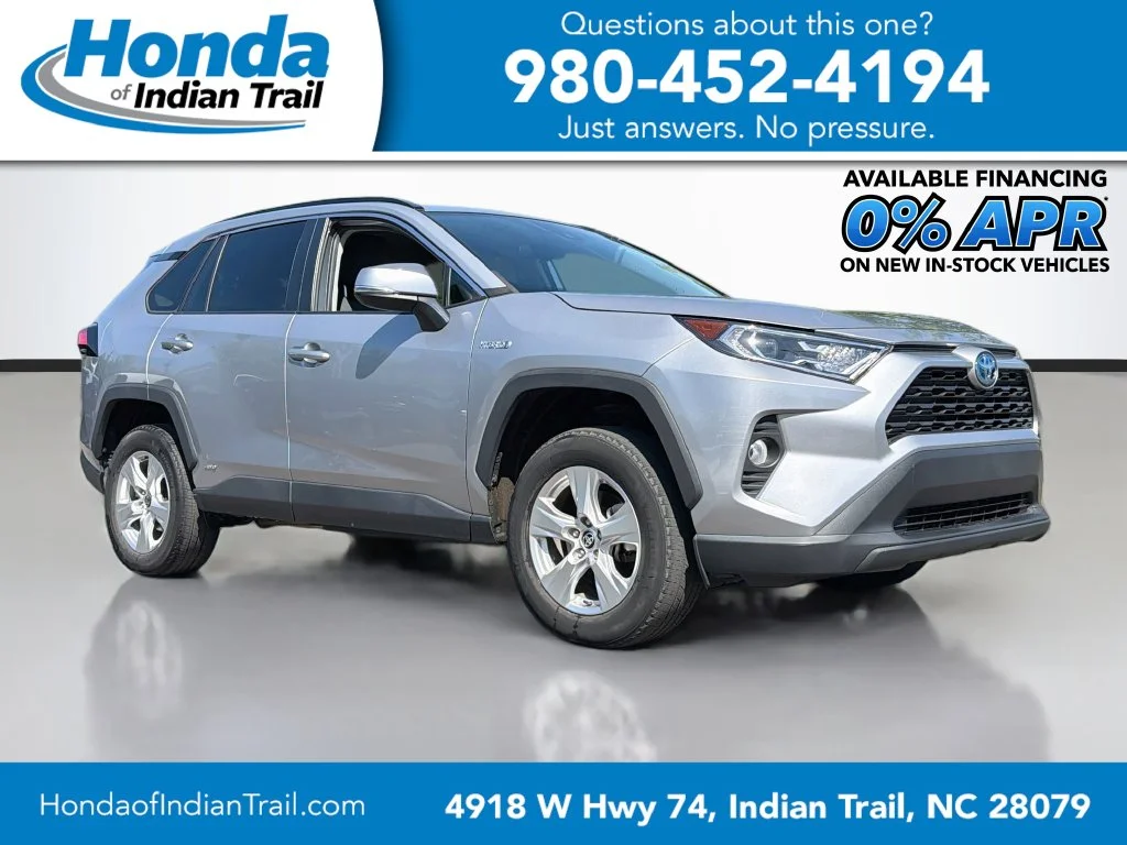 2021 Toyota RAV4 XLE
