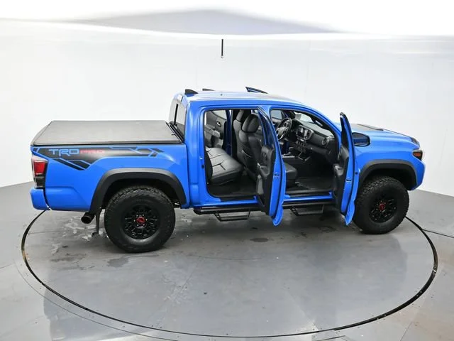 Used 2019 Voodoo Blue Toyota SR image 43