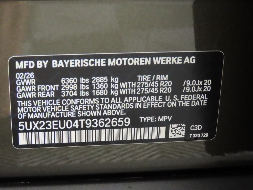 Used 2026 Green Metallic BMW xDrive40i image 32