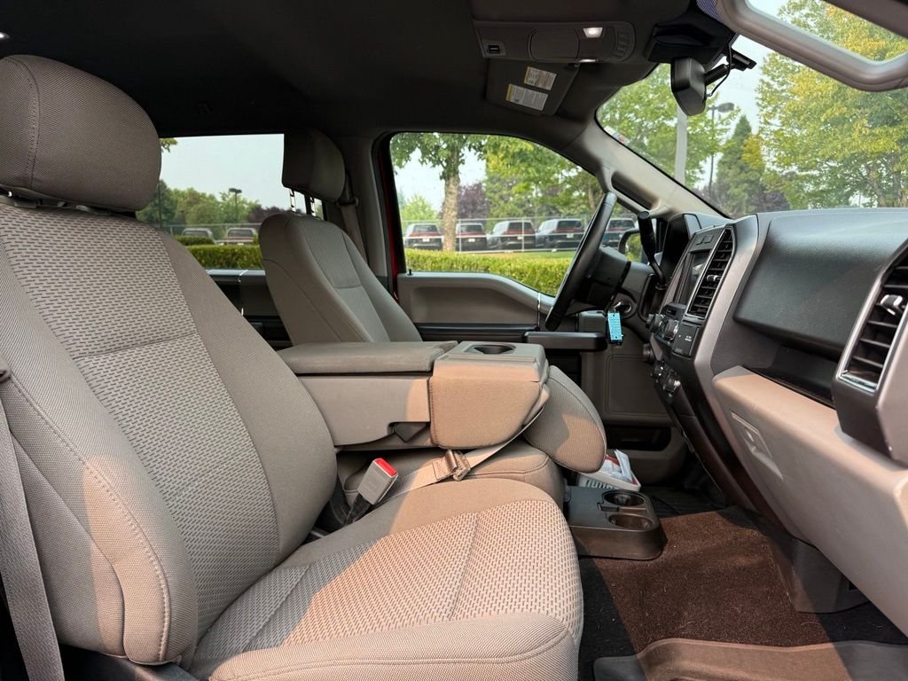 Used 2019 Ruby Red Metallic Tinted Clearcoat Ford XLT image 21