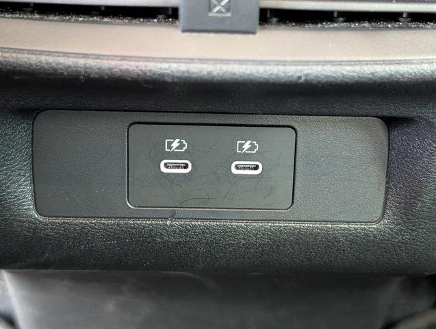 Used 2025  Nissan SV image 29