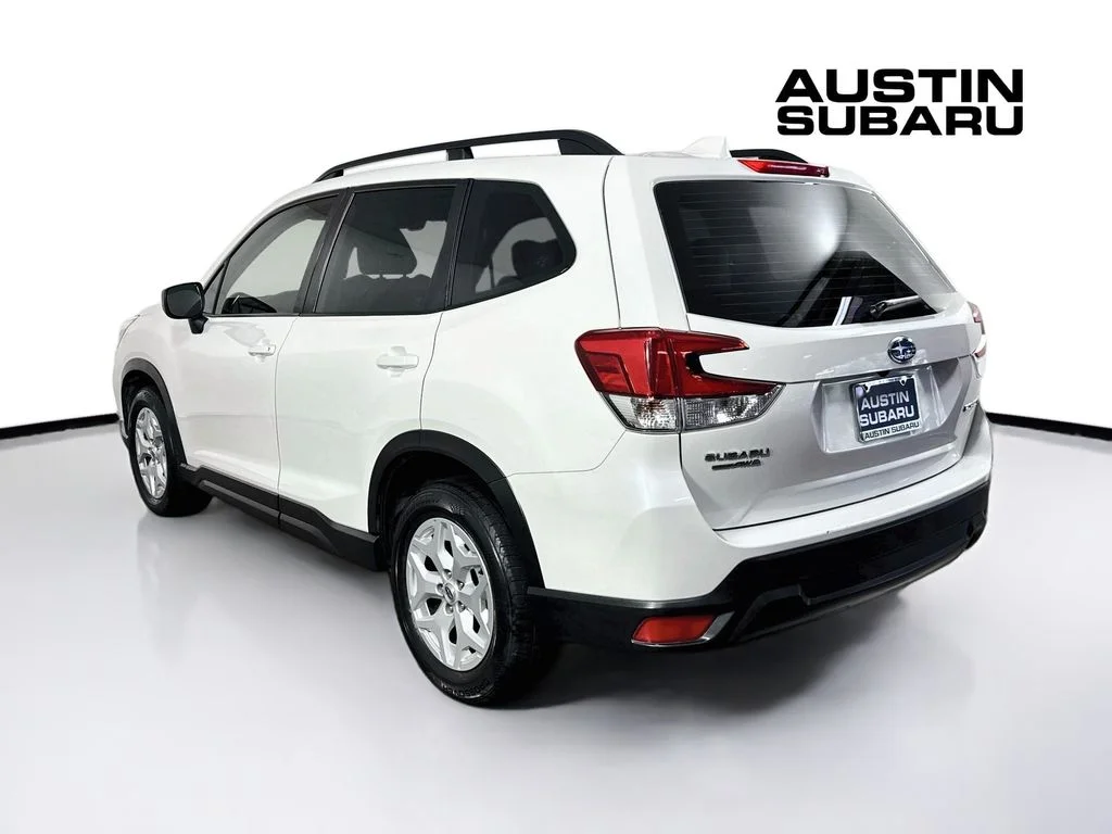 Used 2021 White Subaru Base image 5