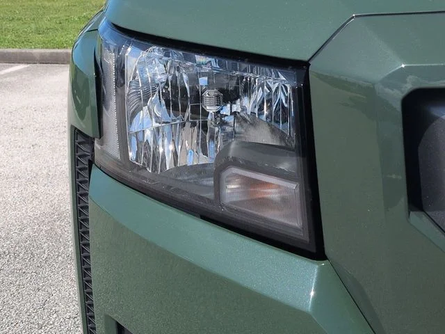 Used 2022 Tactical Green Nissan SV image 10