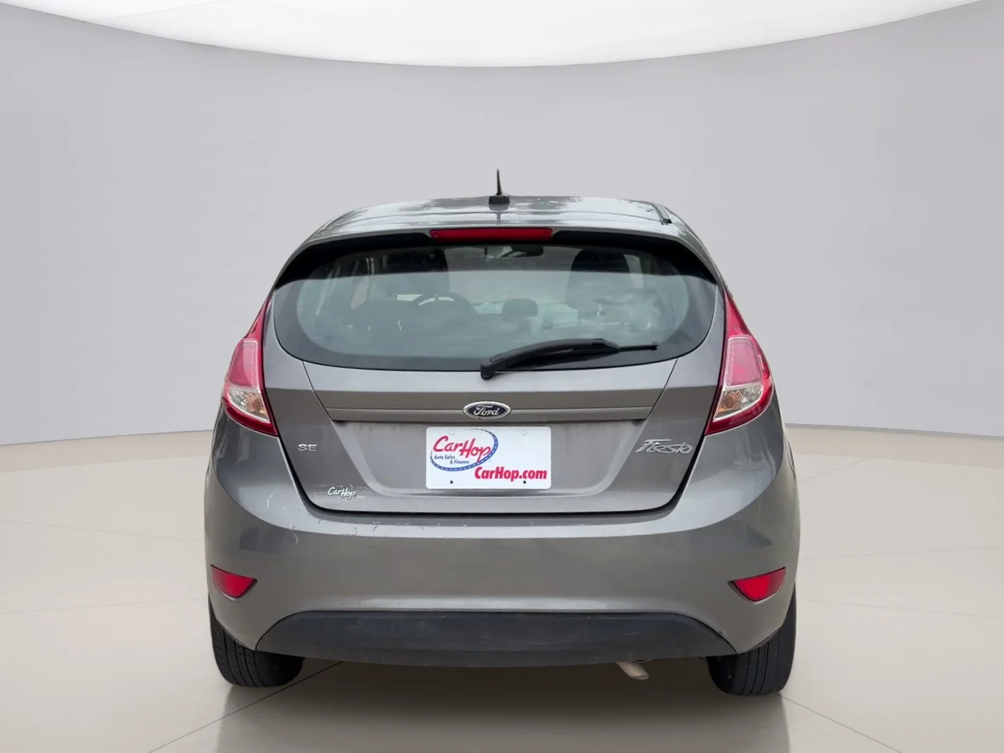 Used 2014 Gray Ford SE image 4