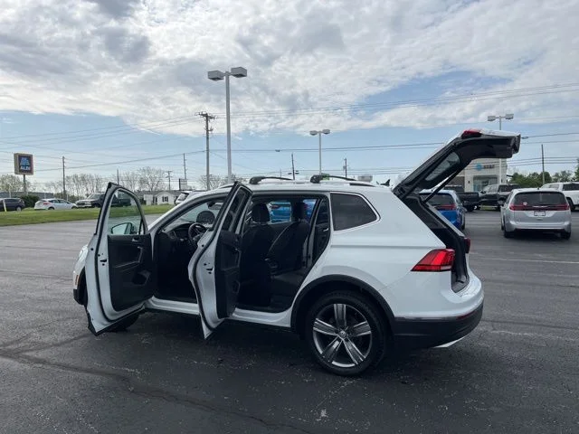 Used 2020 White Volkswagen 2.0T SEL image 21