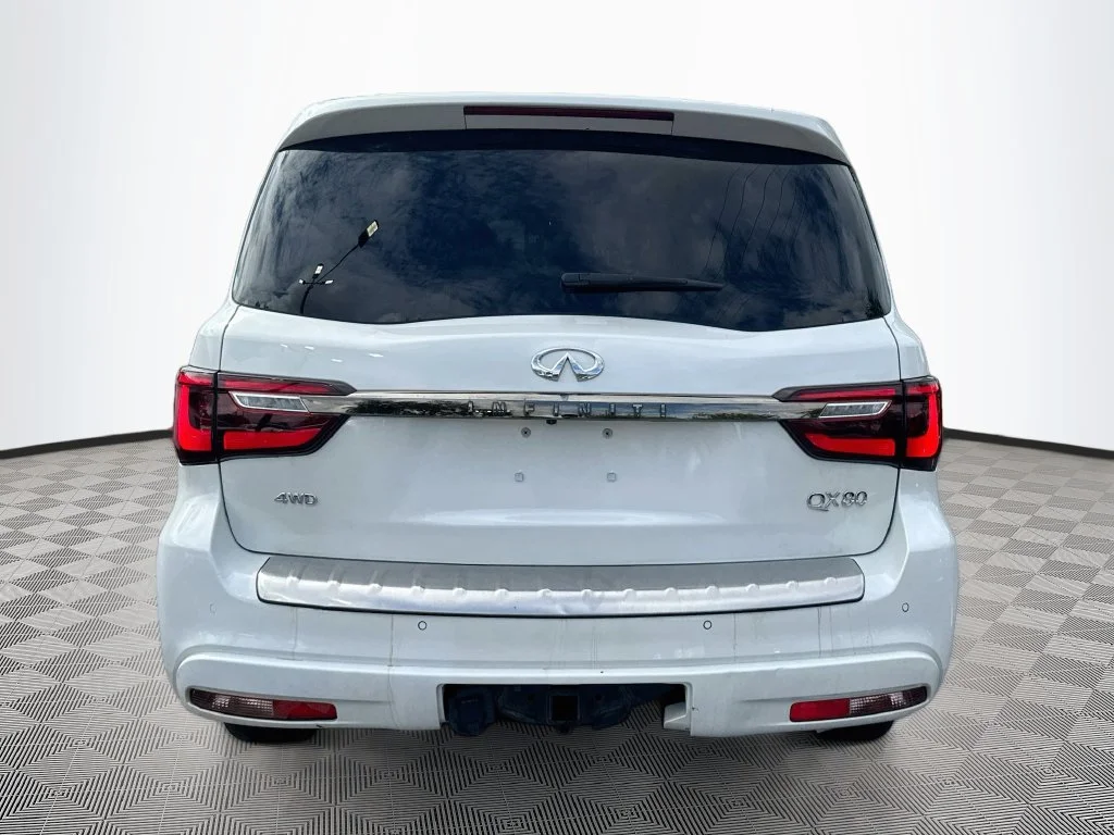 Certified Used 2024 White INFINITI Sensory image 7