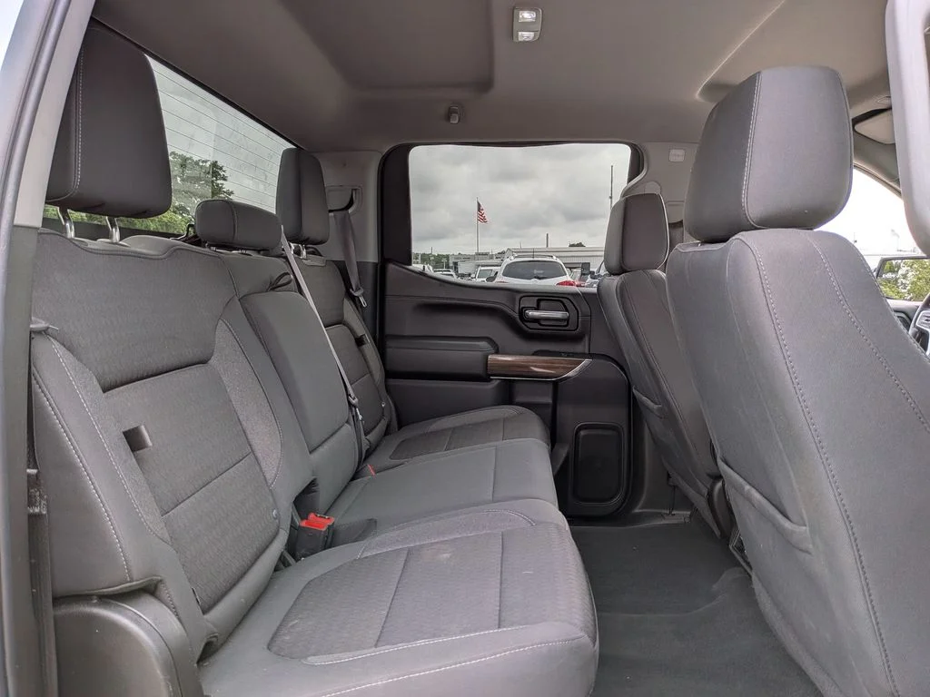 Used 2021 Silver Chevrolet RST image 21