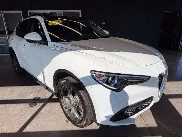 Used 2018 Alfa White Alfa Romeo Base image 7