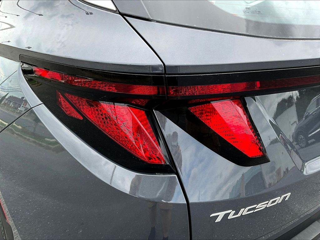 New 2026 Gray Hyundai SE FWD image 22