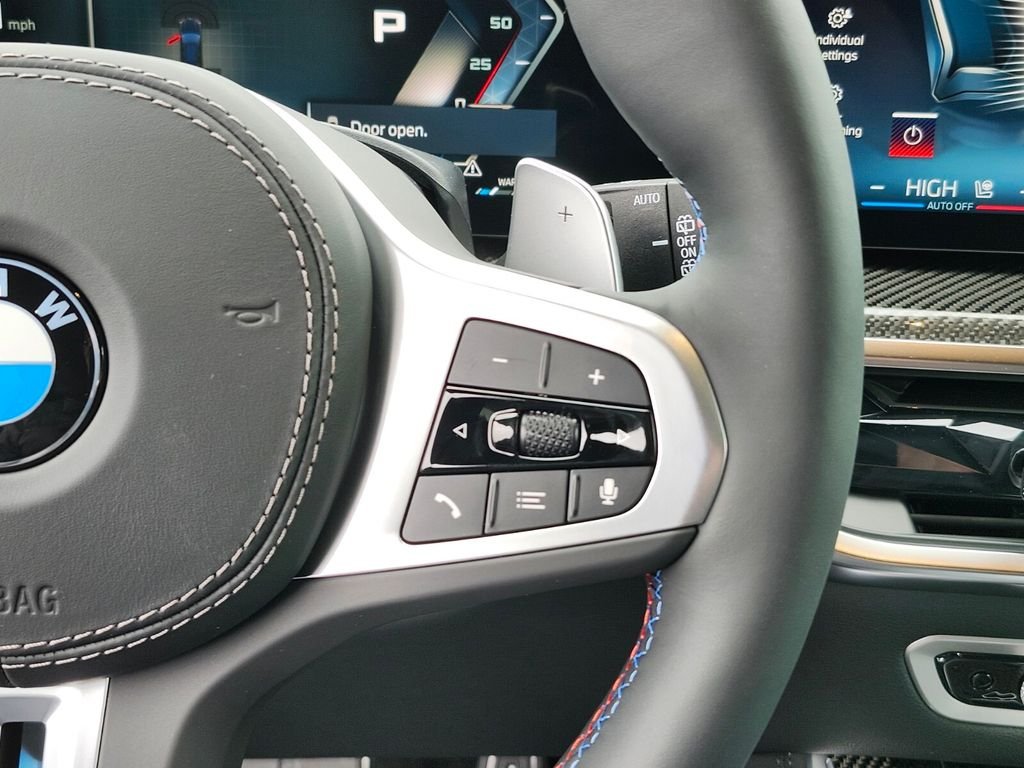 New 2026 Black BMW M60i image 28