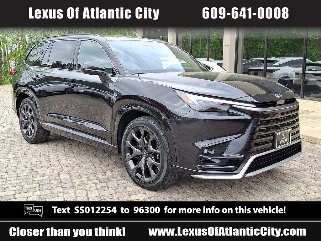 2025 Lexus TX 500h 500h F Sport Luxury's photo