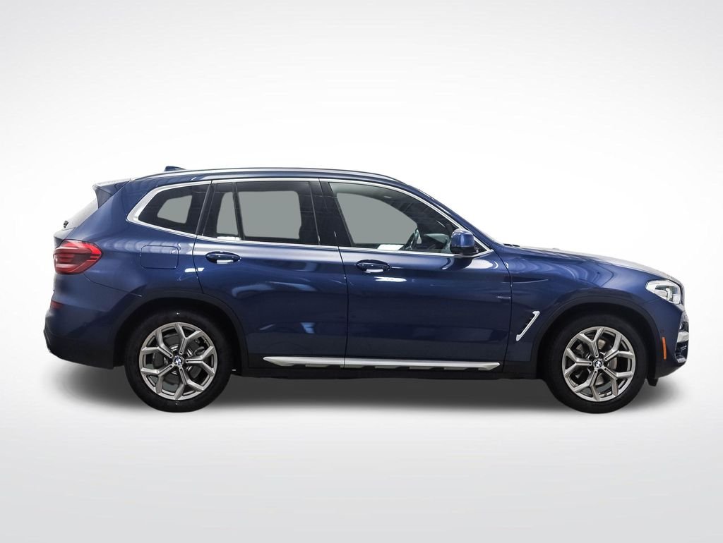 Used 2020 Blue Metallic BMW xDrive30i image 6
