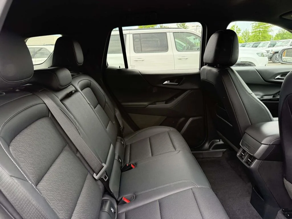 Used 2026 White Chevrolet LT image 15