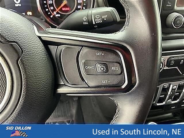 Used 2018 Bright White Clearcoat Jeep Sport S image 10