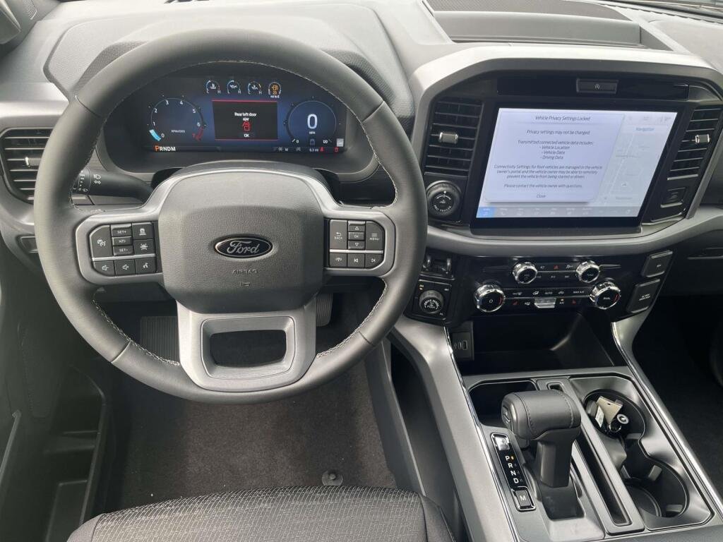 New 2026 Antimatter Blue Metallic Ford XLT image 2