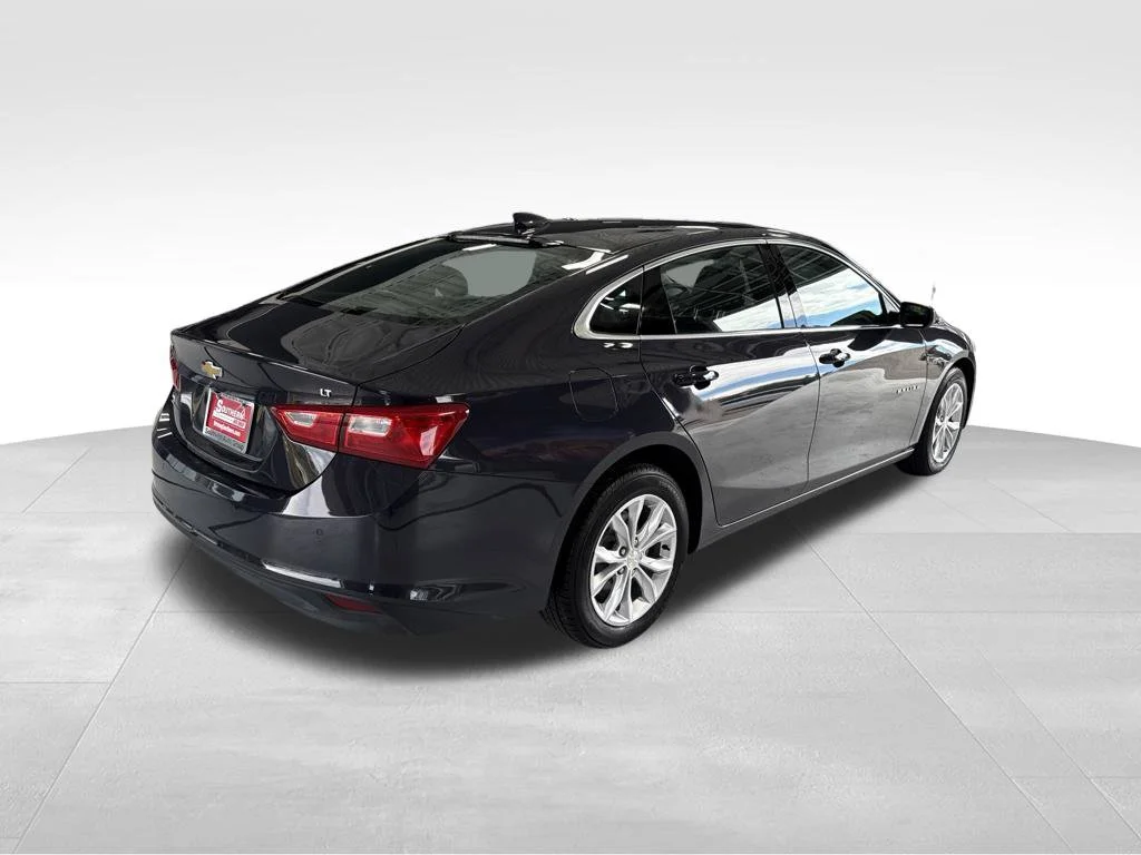 Used 2025 Black Chevrolet LT image 9