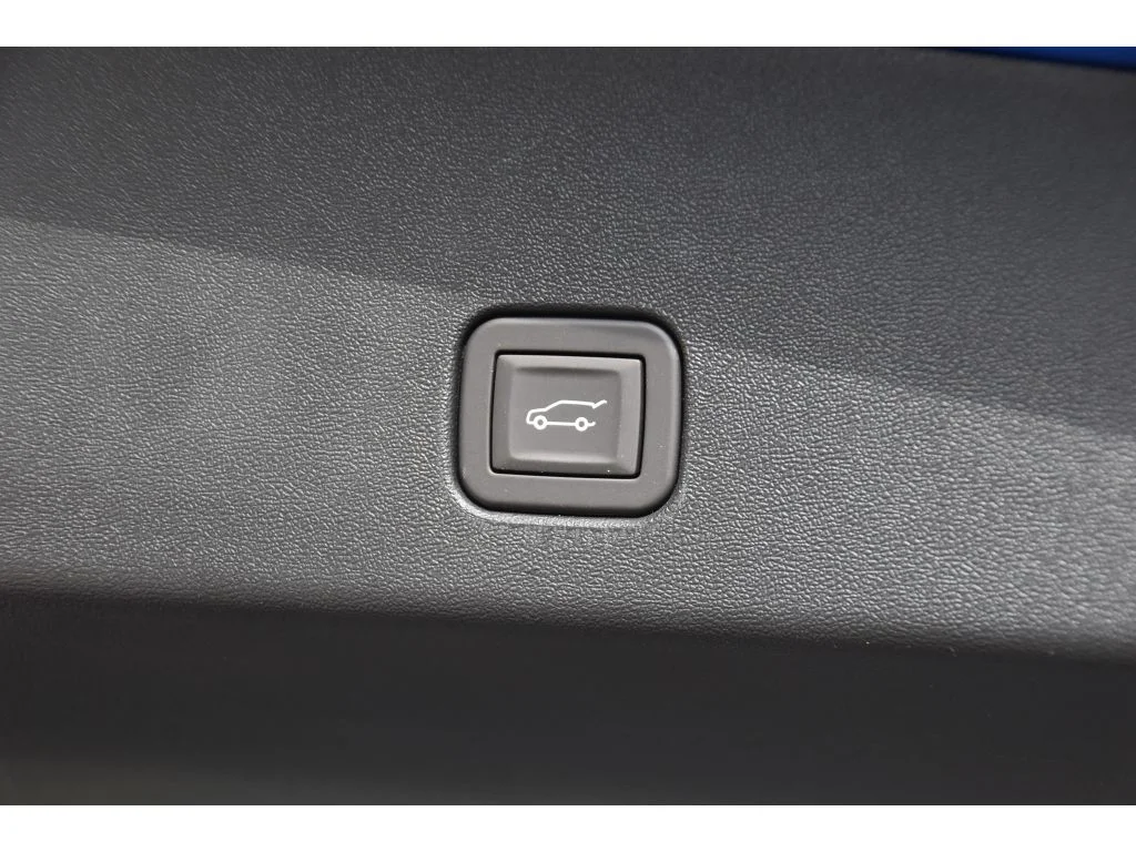 2026 Cadillac OPTIQ Luxury - Photo 24