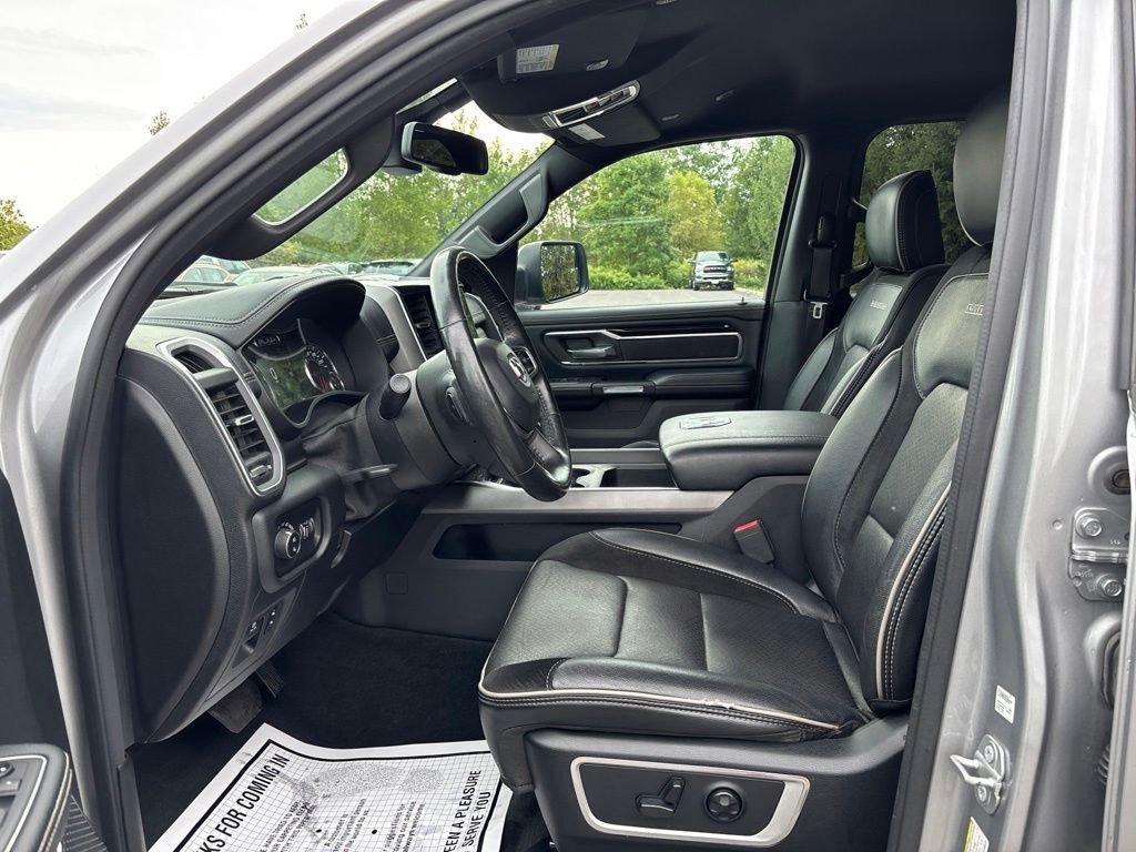 Used 2020 Silver Ram Laramie image 9