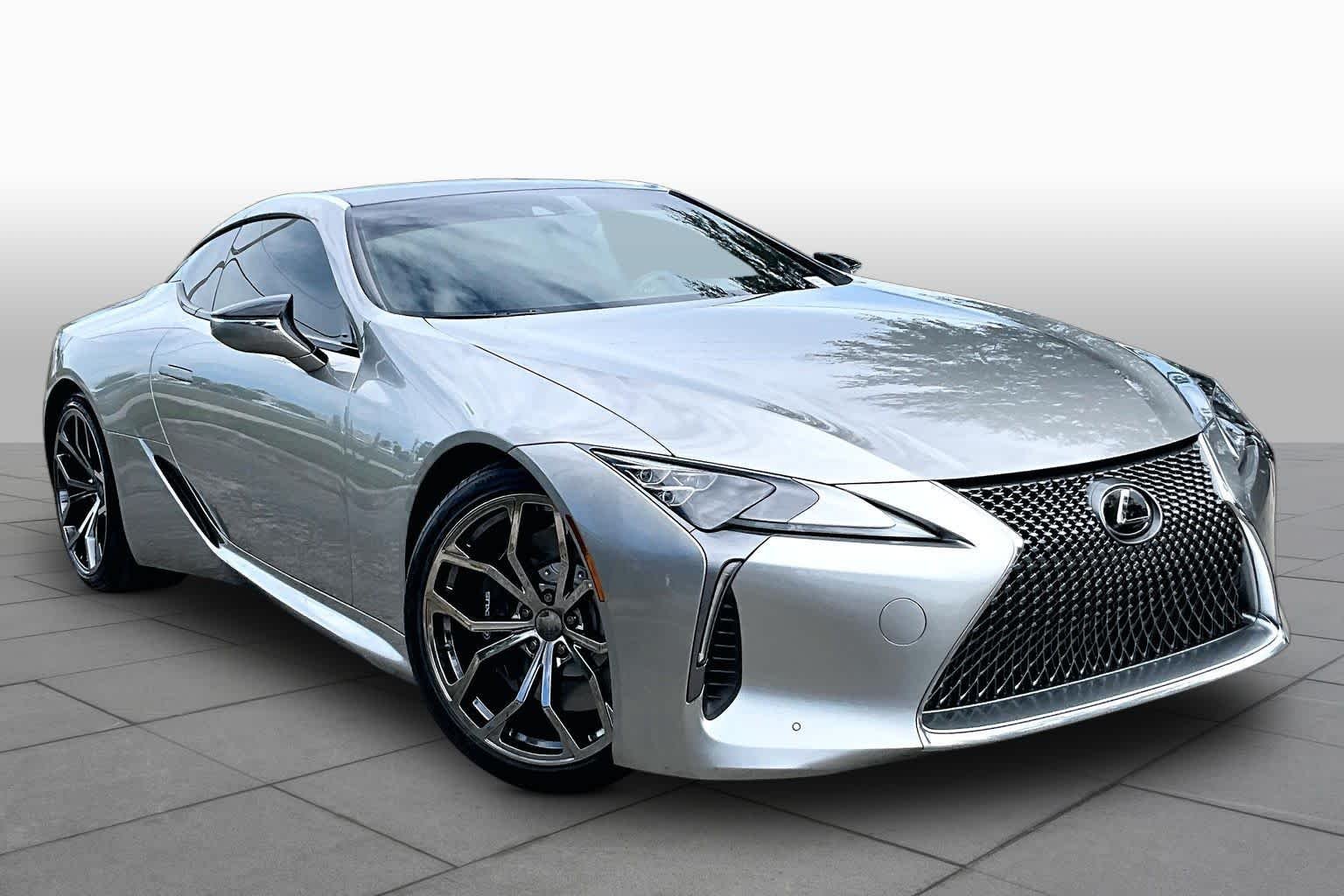 Used 2019 Atomic Silver Lexus  image 3