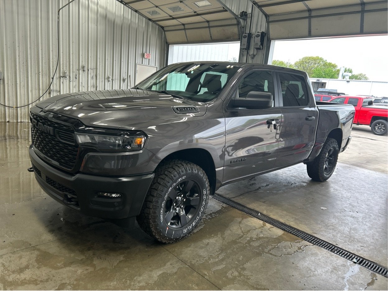 2026 RAM 1500 Warlock 4x4 Crew Cab 5'7's photo
