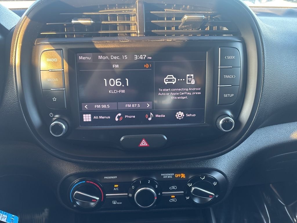 Used 2022 Kia Soul LX with VIN KNDJ23AU1N7821933 for sale in Stillwater, Minnesota