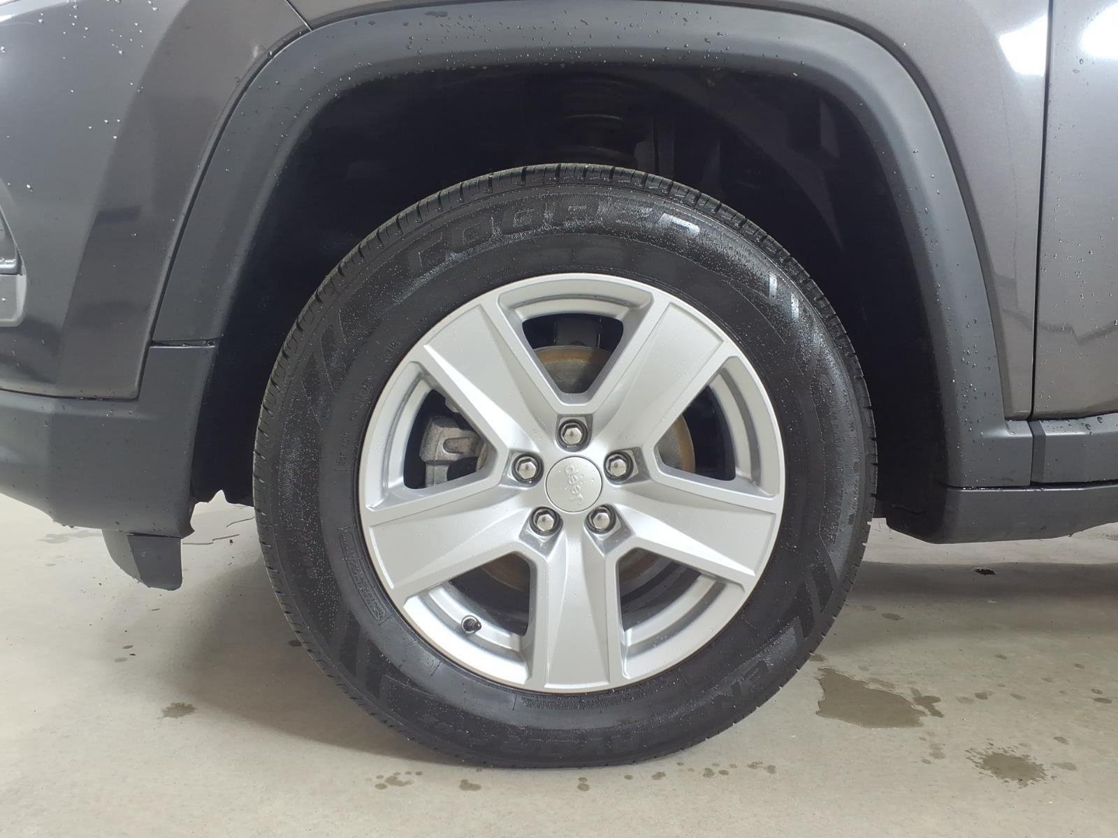 2022 Jeep Compass Latitude - Photo 15