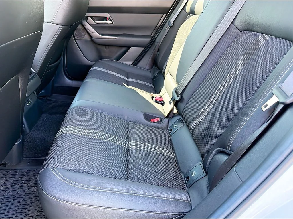 Used 2024 Pearl Mazda 2.5 S Select Package image 24