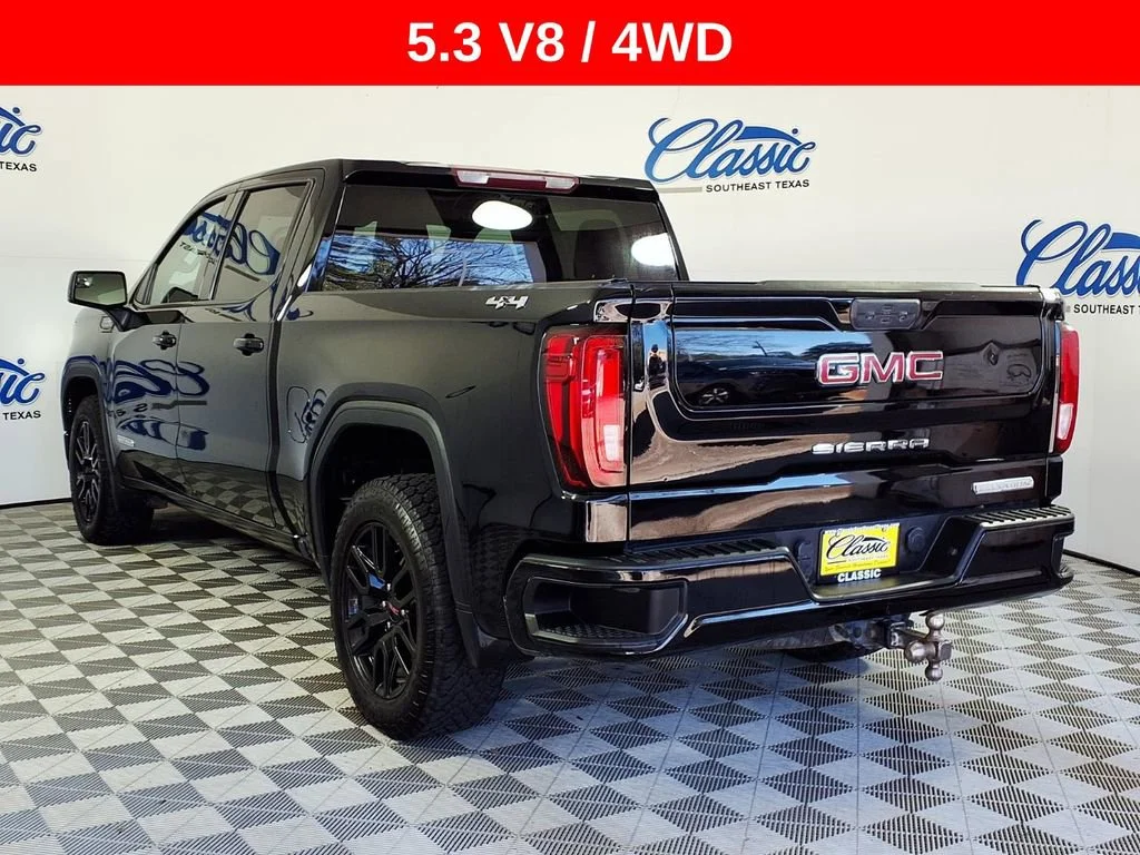 Used 2023 Onyx Black GMC Elevation image 2