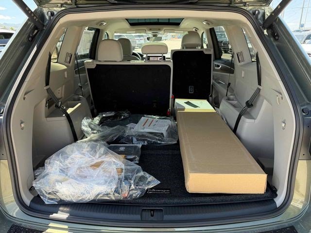 New 2026 Green Metallic Volkswagen 2.0T SEL Premium R-Line image 33