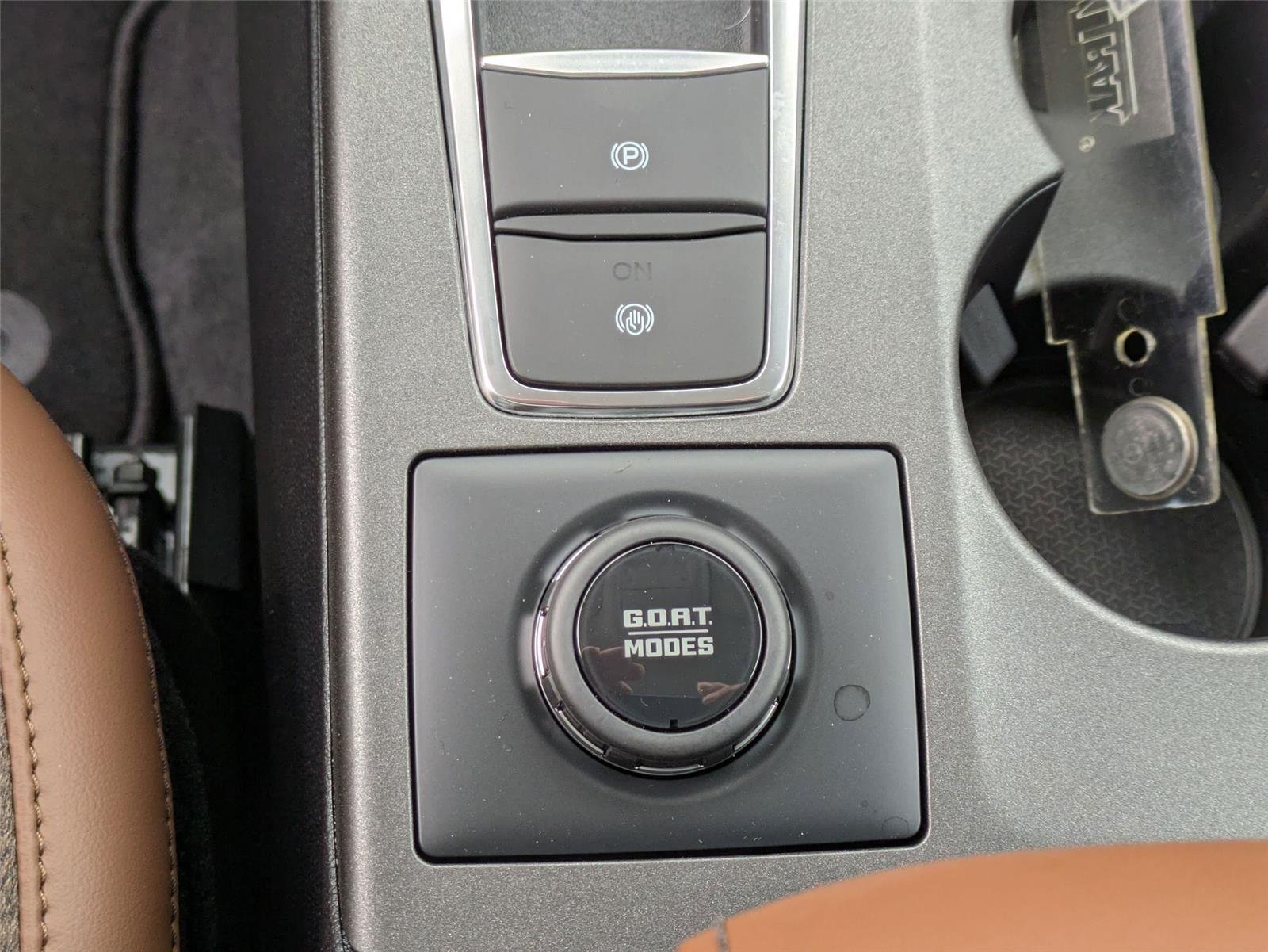 New 2025 Velocity Blue Metallic Ford Outer Banks® image 23