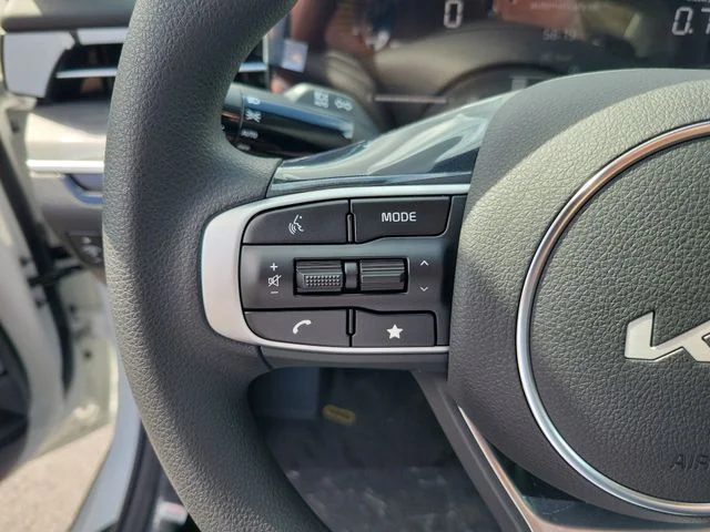 New 2026 Snow White Pearl Kia LXS FWD image 15